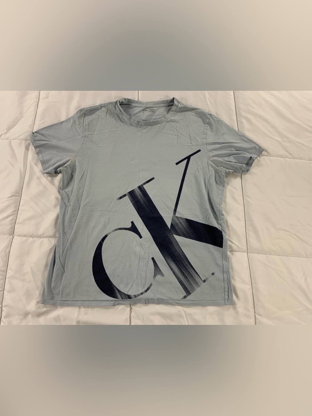 Pre loved CALVIN KLEIN shirt mens size L